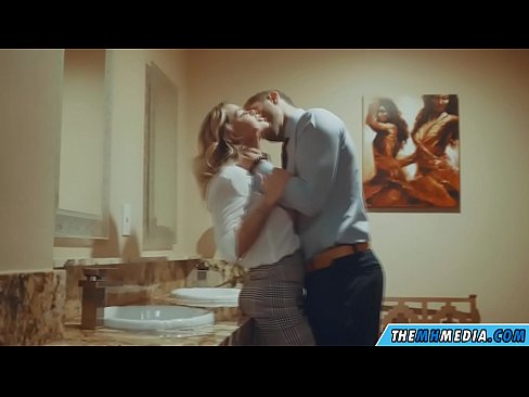 ❤️ Når en barmfagre blondine forfører deg på et offentlig toalett ❤❌ Jævla video  ved no.amzhoka.top ❌